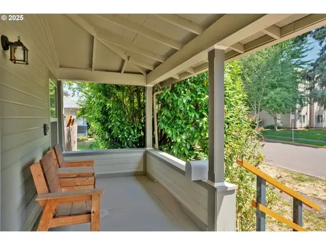 157 E Elmore Street Lebanon OR 97355