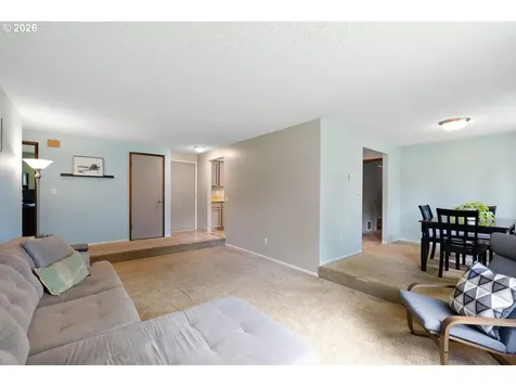 525 NW 83rd Street Vancouver WA 98665