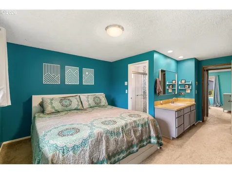 525 NW 83rd Street Vancouver WA 98665