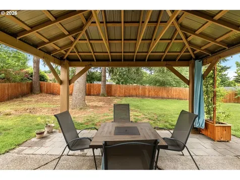525 NW 83rd Street Vancouver WA 98665