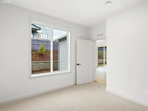 403 W 19th Street La Center WA 98629