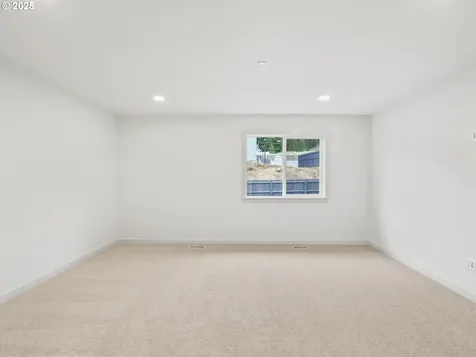 403 W 19th Street La Center WA 98629