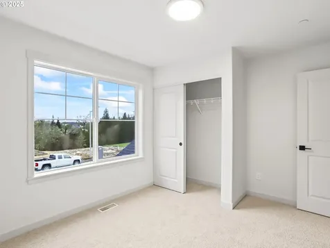 403 W 19th Street La Center WA 98629