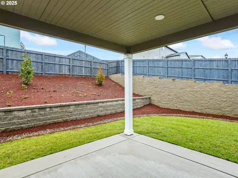 403 W 19th Street La Center WA 98629