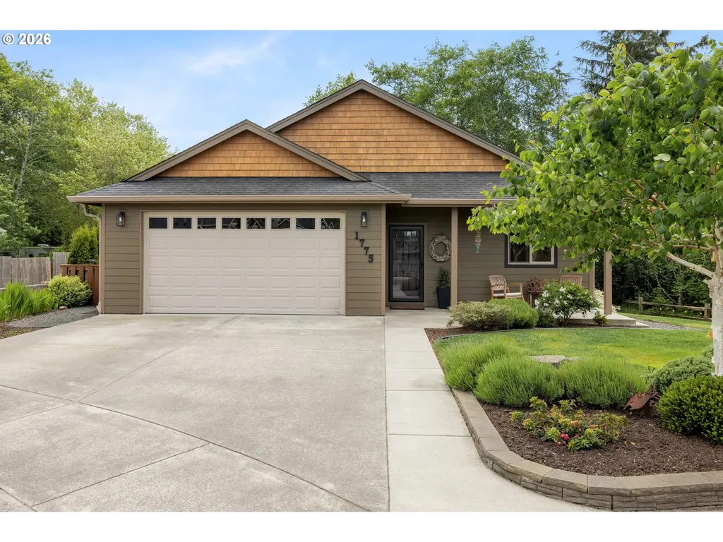 1775 Pacific Ridge Lane Hammond OR 97121