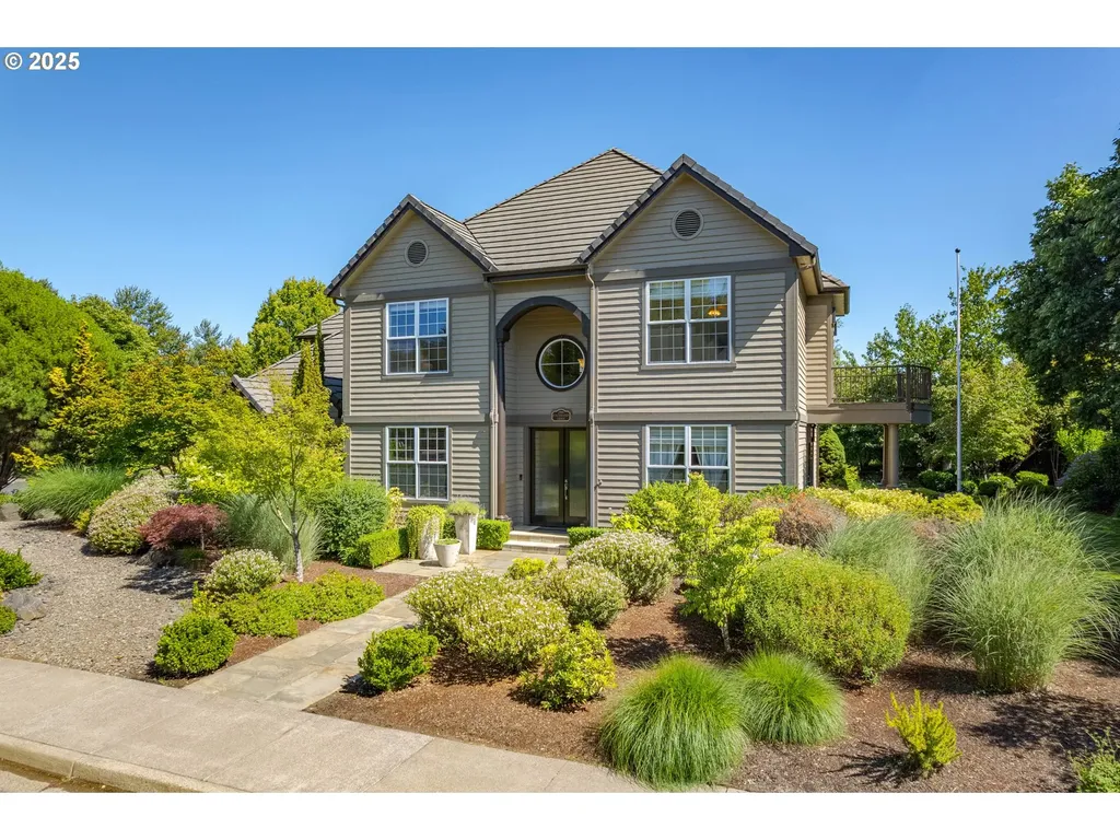 2808 Edgewater Drive Eugene OR 97401