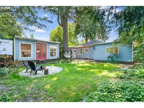 7724 SE 21st Avenue Portland OR 97202