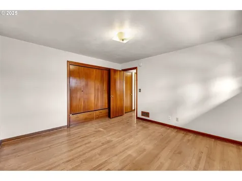 4211 NW Lavina Street Vancouver WA 98660
