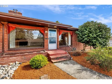 4211 NW Lavina Street Vancouver WA 98660