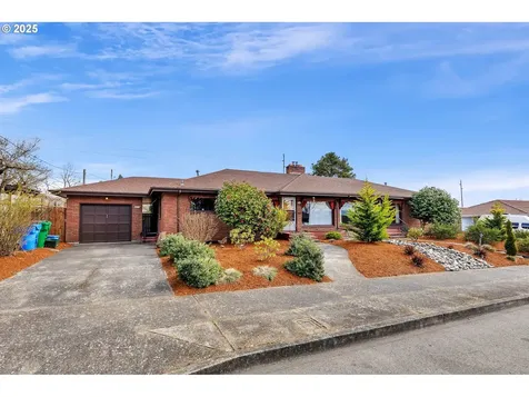 4211 NW Lavina Street Vancouver WA 98660