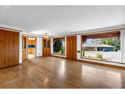 4211 NW Lavina Street Vancouver WA 98660