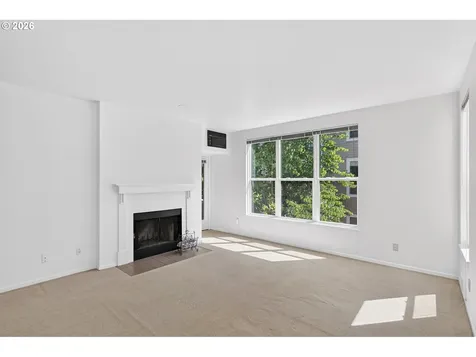 1710 S Harbor Way Portland OR 97201