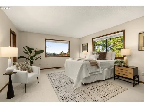 2369 Palisades Crest Drive Lake Oswego OR 97034