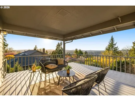 2369 Palisades Crest Drive Lake Oswego OR 97034