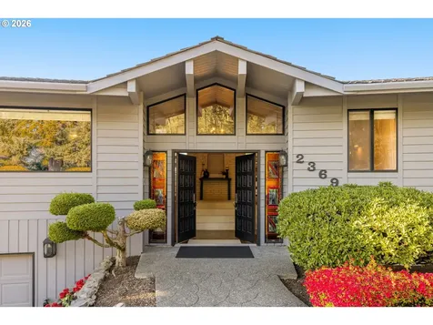 2369 Palisades Crest Drive Lake Oswego OR 97034