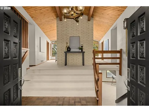 2369 Palisades Crest Drive Lake Oswego OR 97034