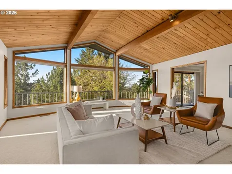 2369 Palisades Crest Drive Lake Oswego OR 97034