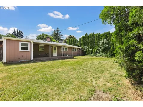 18135 SE Lincoln Street Portland OR 97233