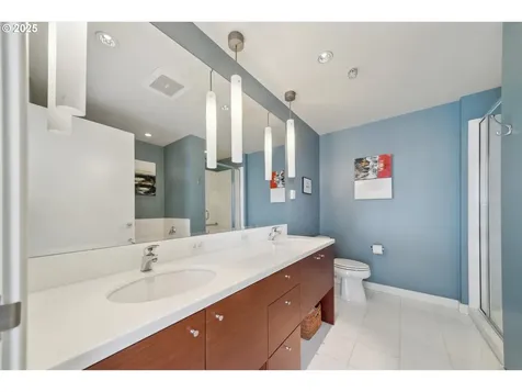 3601 S River Parkway Portland OR 97239