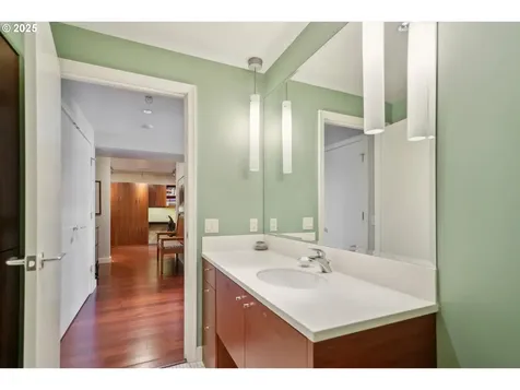 3601 S River Parkway Portland OR 97239