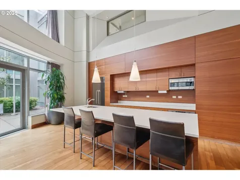 3601 S River Parkway Portland OR 97239