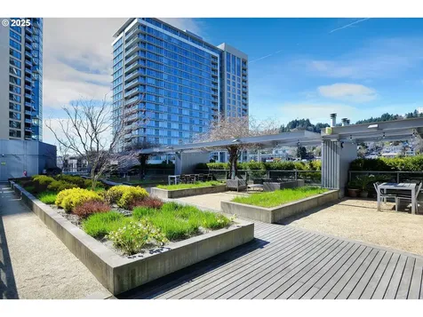 3601 S River Parkway Portland OR 97239