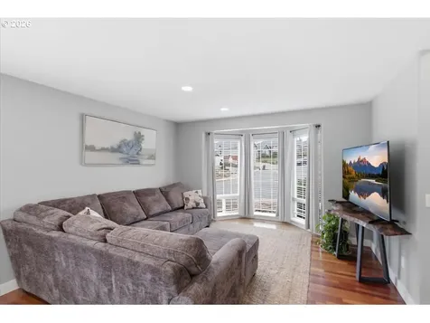 684 NW Jasper Street Dallas OR 97338