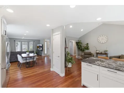 684 NW Jasper Street Dallas OR 97338
