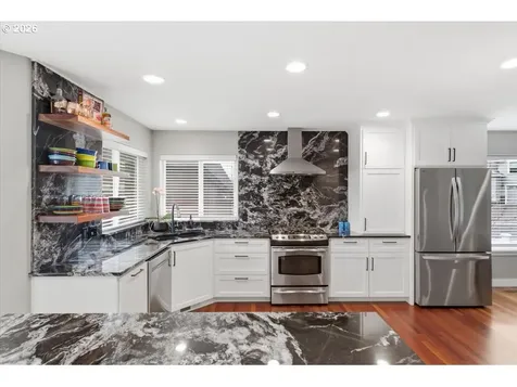 684 NW Jasper Street Dallas OR 97338