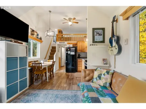 372 Wind Mountain Road Stevenson WA 98648