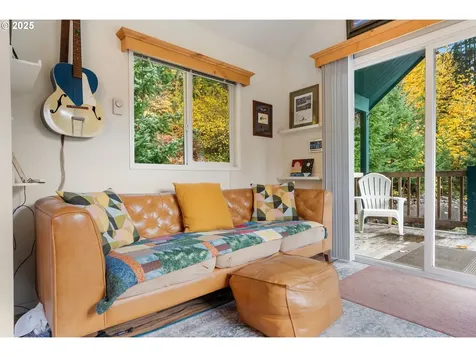 372 Wind Mountain Road Stevenson WA 98648
