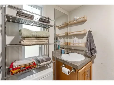 372 Wind Mountain Road Stevenson WA 98648