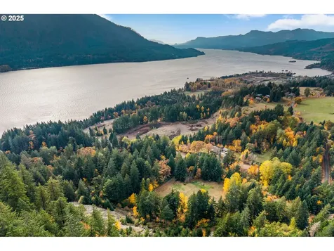 372 Wind Mountain Road Stevenson WA 98648