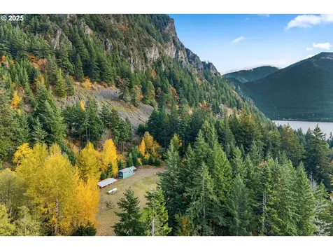 372 Wind Mountain Road Stevenson WA 98648