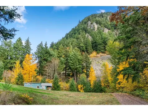 372 Wind Mountain Road Stevenson WA 98648