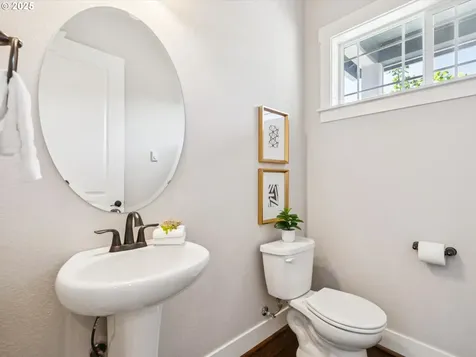 16841 SW Snowdale Street Beaverton OR 97007