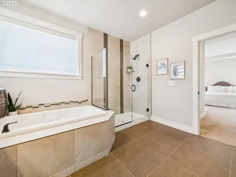 16841 SW Snowdale Street Beaverton OR 97007