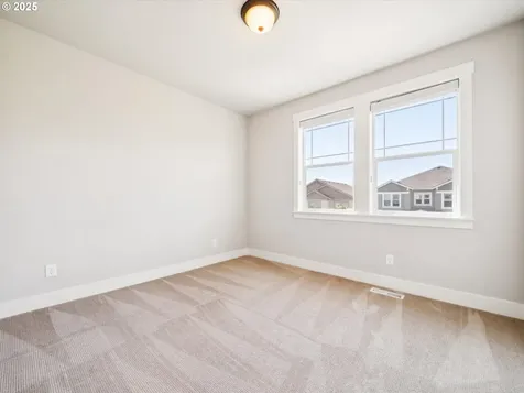 16841 SW Snowdale Street Beaverton OR 97007