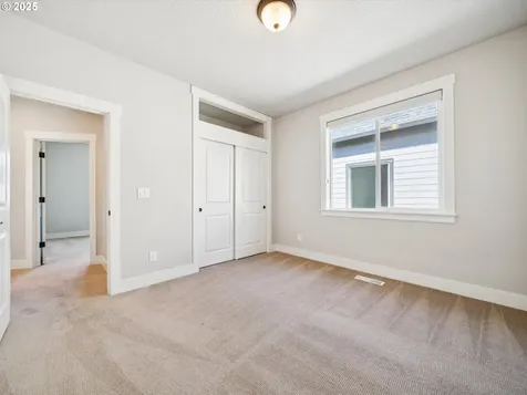 16841 SW Snowdale Street Beaverton OR 97007