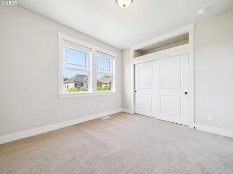 16841 SW Snowdale Street Beaverton OR 97007