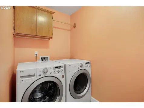 14943 Quinalt Court Oregon City OR 97045