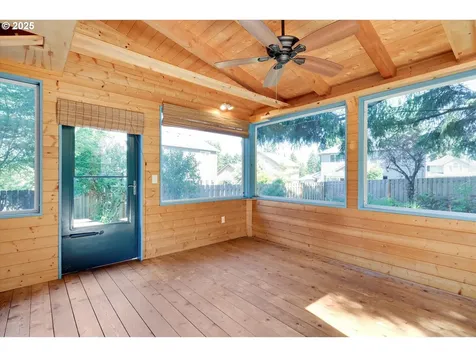 14943 Quinalt Court Oregon City OR 97045