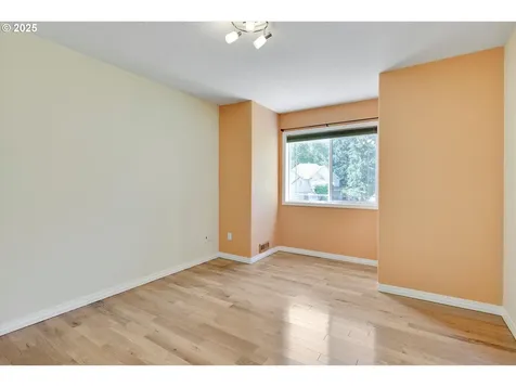 14943 Quinalt Court Oregon City OR 97045