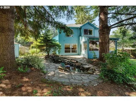 14943 Quinalt Court Oregon City OR 97045