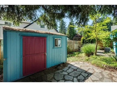 14943 Quinalt Court Oregon City OR 97045