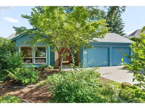 14943 Quinalt Court Oregon City OR 97045