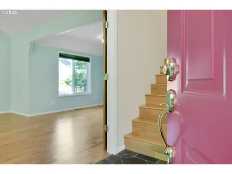 14943 Quinalt Court Oregon City OR 97045