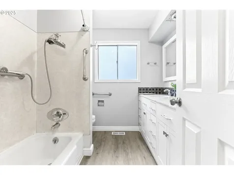 5513 NE 45th Street Vancouver WA 98661