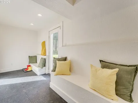 2683 Green Mountain Road Kalama WA 98625