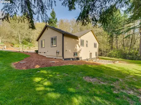 2683 Green Mountain Road Kalama WA 98625